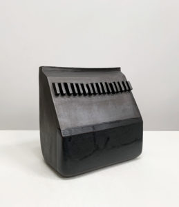 Christina Tenaglia, Untitled (107), 2010. Ceramic, glaze, and graphite, 17.8 x 10.2 x 17.8 cm, 7 x 4 x 7 inch.