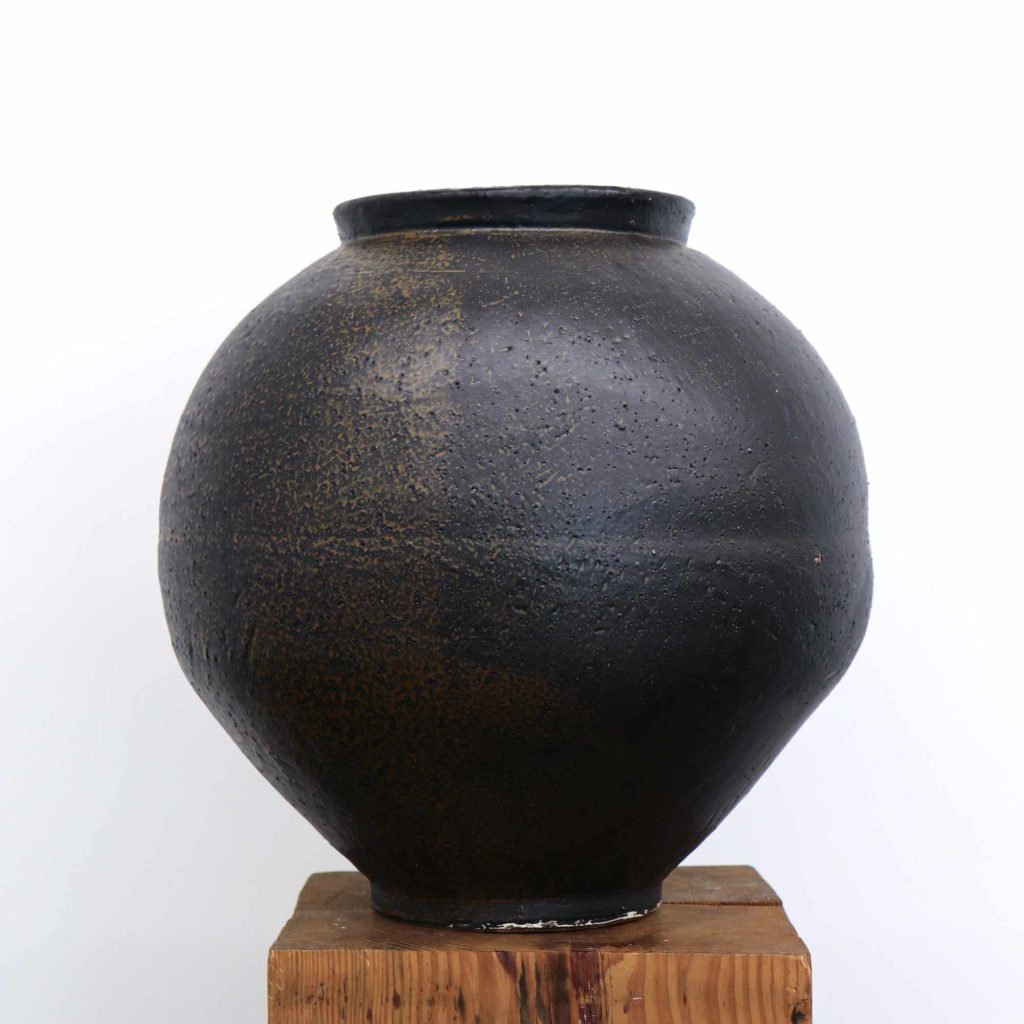 Sungwook Park, Black-Glazed Moon Jar, 2021. Black-glazed ceramics. 40 x 40 x 40 cm, 15 3/4 x 15 3/4 x 15 3/4 inch.