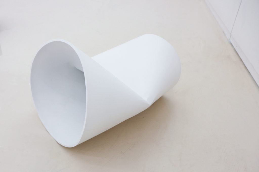 Nathaniel Robinson, Cup 1, 2018. Fiberglass-reinforced gypsum cement and paint, 53.3 x 66 x 78.7 cm, 21 x 26 x 31 inch.