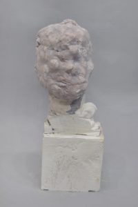 Bruce Gagnier, Aisa, 2022. Plaster and paint, 33 x 13 x 10 cm, 13 x 5 x 4 inch.