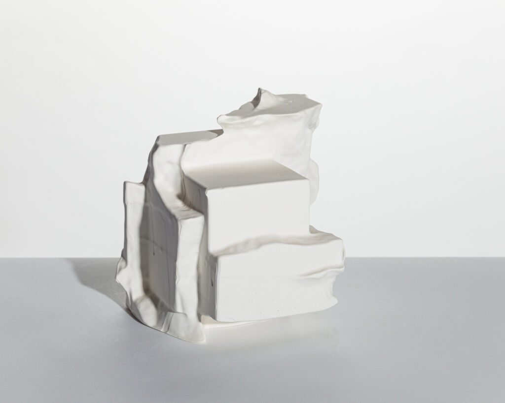 Liberty Leading 2018 hydrocal plaster 7.75” x 7” x 6.5”