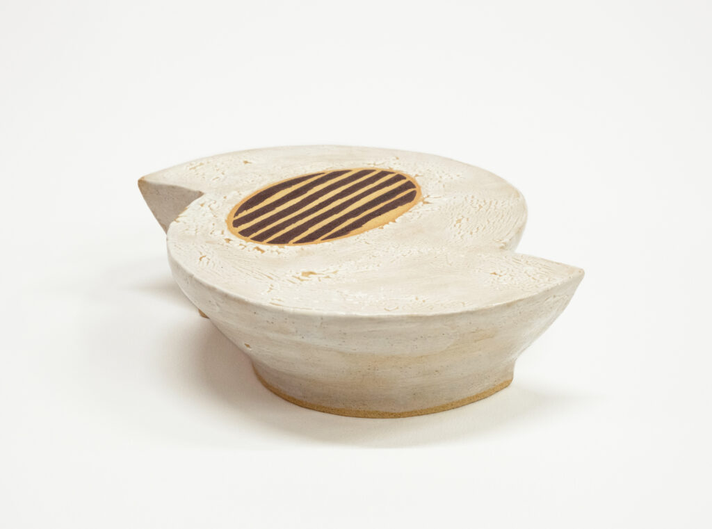 Untitled 2023 stoneware, glaze 2 ¼ x 8 ⅛ x 6 ¾ in